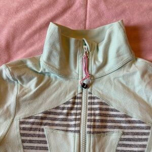 Ivivva by Lululemon girls jacket